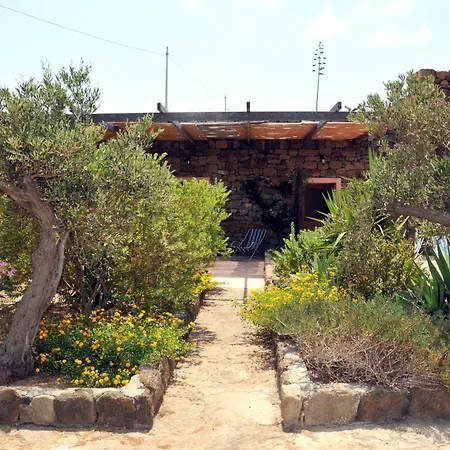 Lantgård Zinedi Pantelleria
